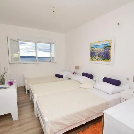 Apartment Croatia Art Drasnice
